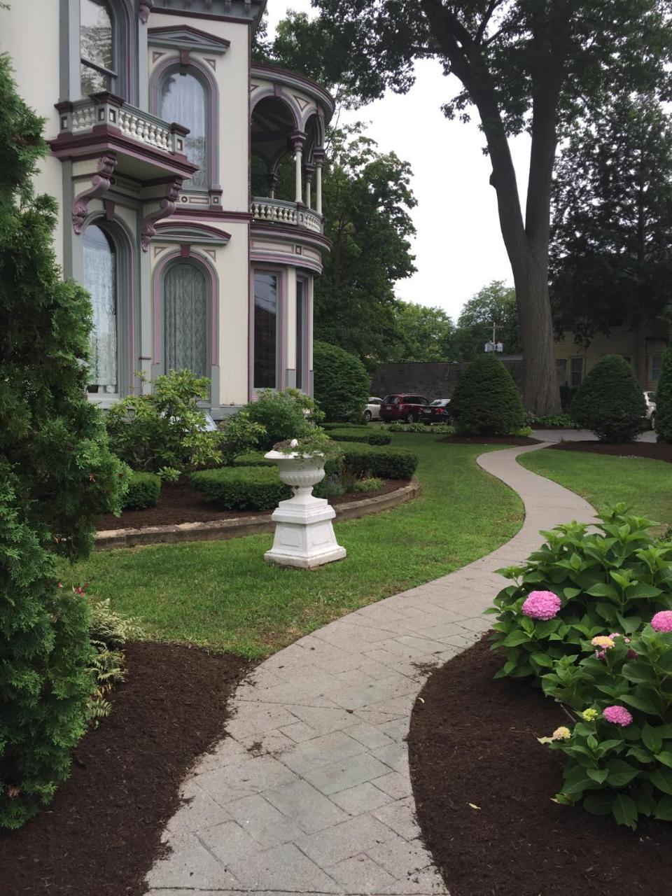 Batcheller Mansion Bed & Breakfast
